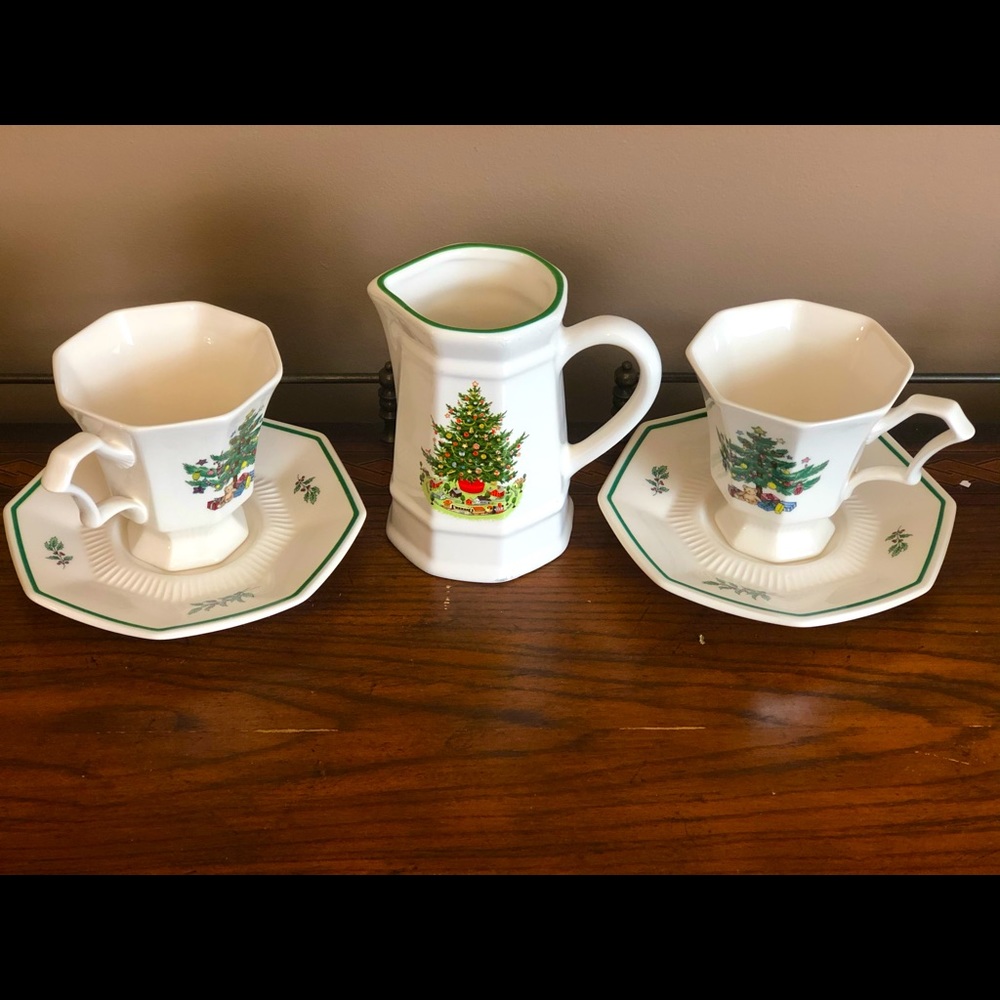 Nikko Christmastime Tea set